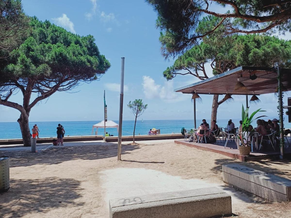 Enjoy The Beach, Port Aventura And Ferrari Land Salou Exteriör bild
