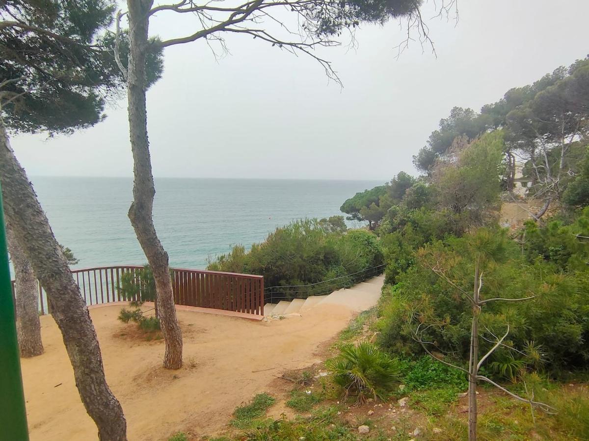 Enjoy The Beach, Port Aventura And Ferrari Land Salou Exteriör bild